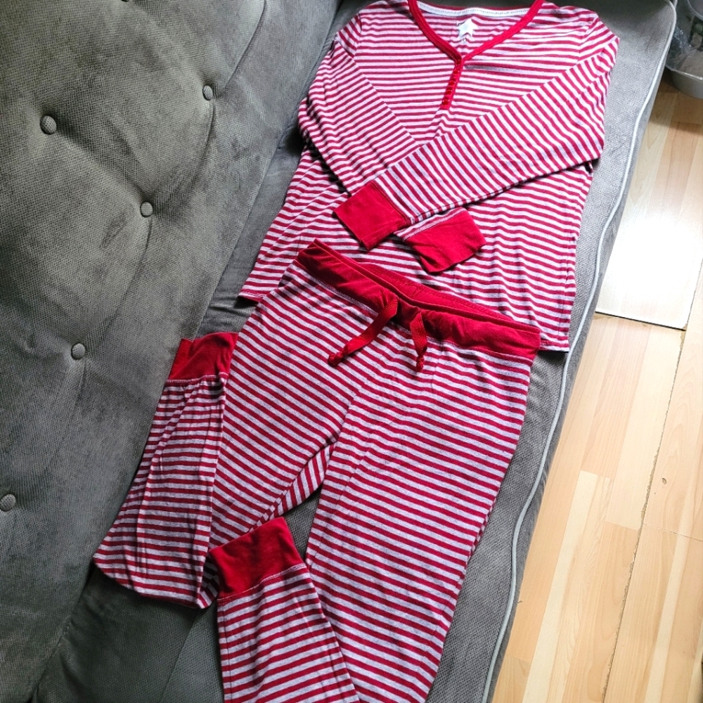 ⭐️Denver Hayes Stripped Pajamas⭐️